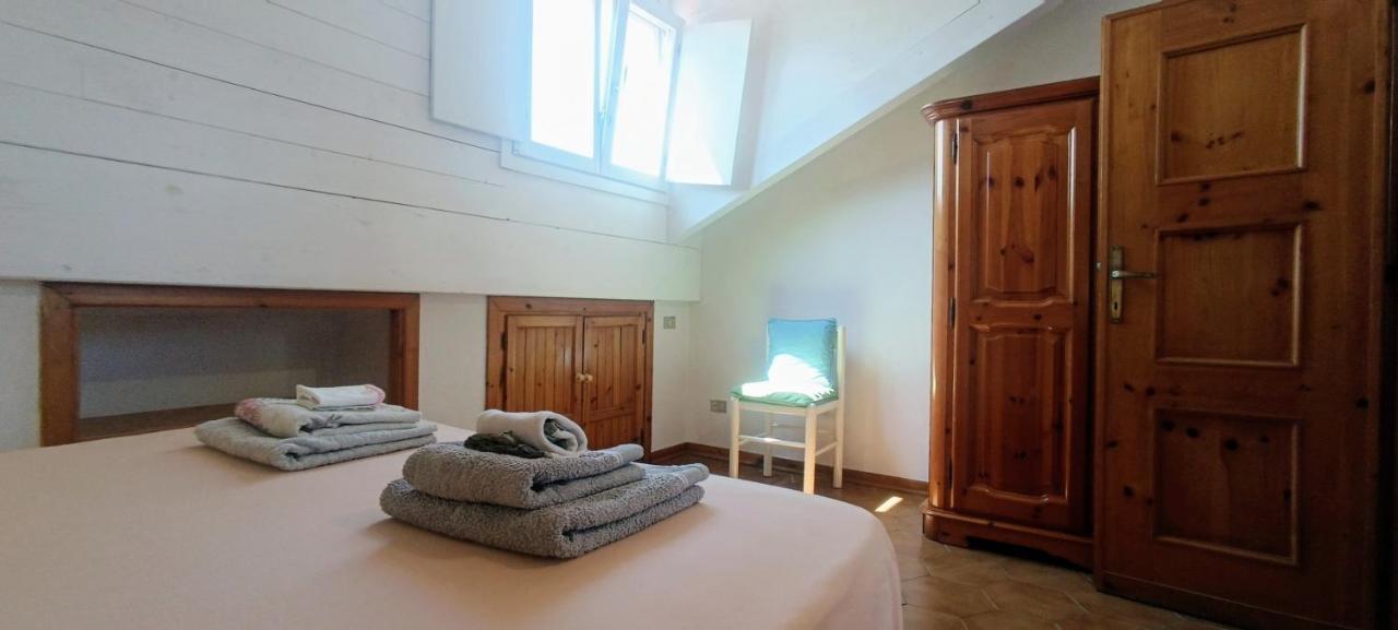 Casa Di Claude 2 Finalmarina Apartment Finale Ligure Ngoại thất bức ảnh